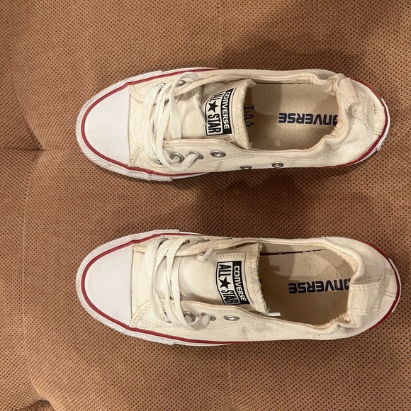 Converse tennis shoes - Picture 1 of 3
